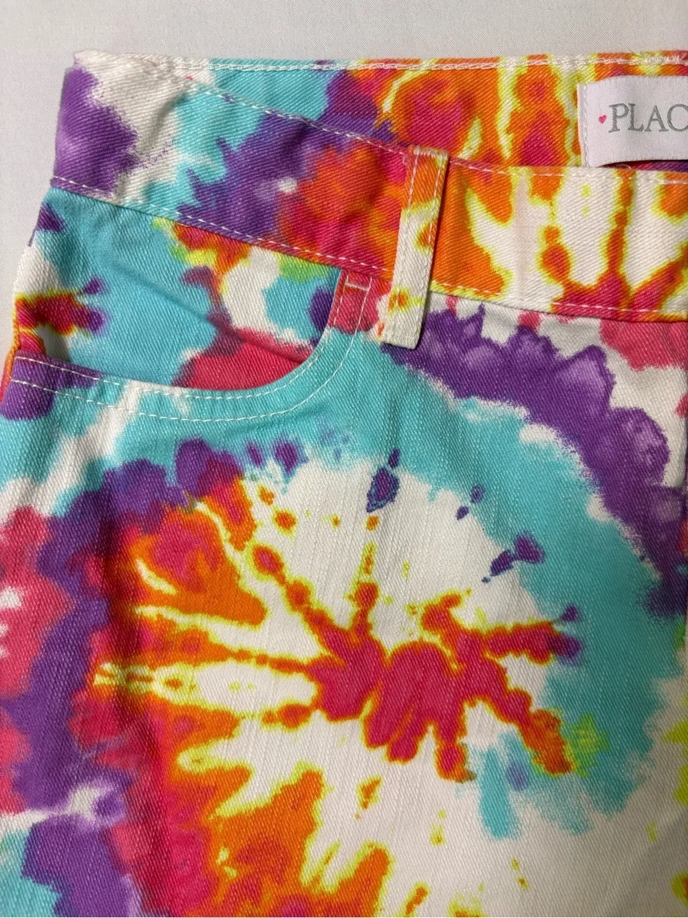 NWT The Children’s Place Spiral Tie-Dye Denim Raw Cutoff Hem Shorts | Size 10
